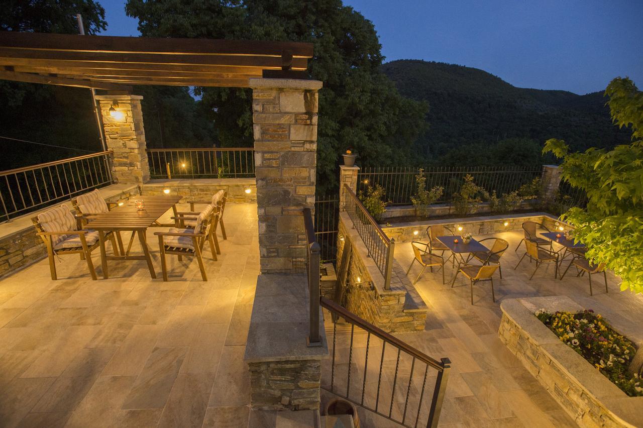 Thalia Traditional Guest House Promirion 外观 照片
