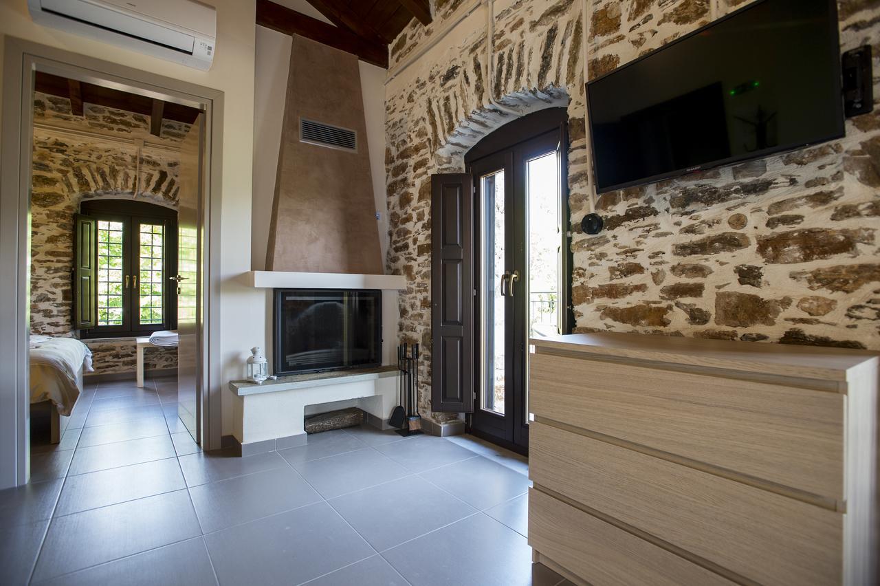 Thalia Traditional Guest House Promirion 外观 照片