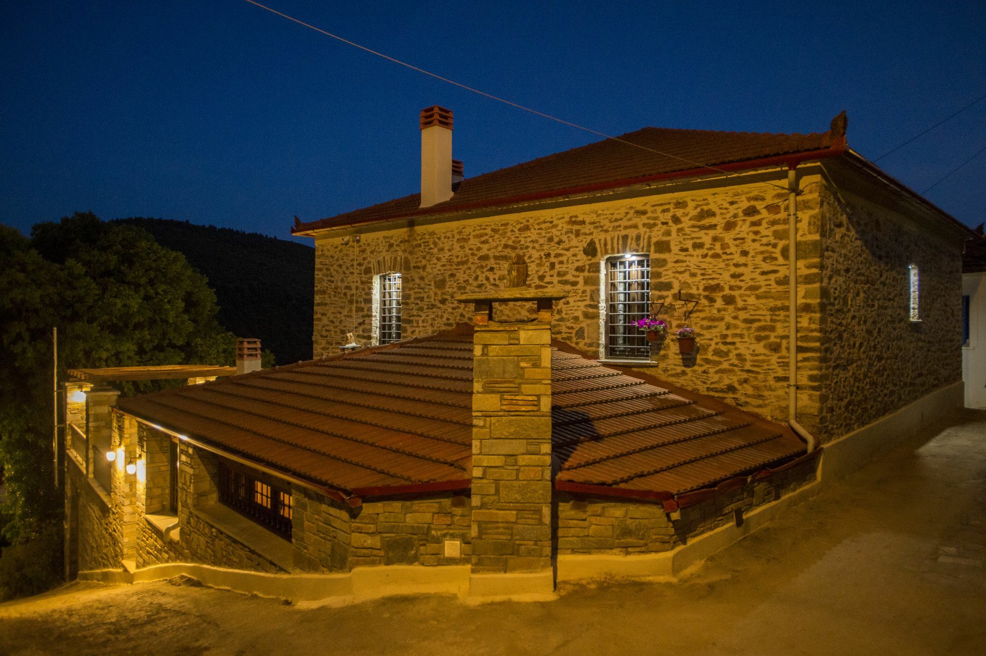 Thalia Traditional Guest House Promirion 外观 照片